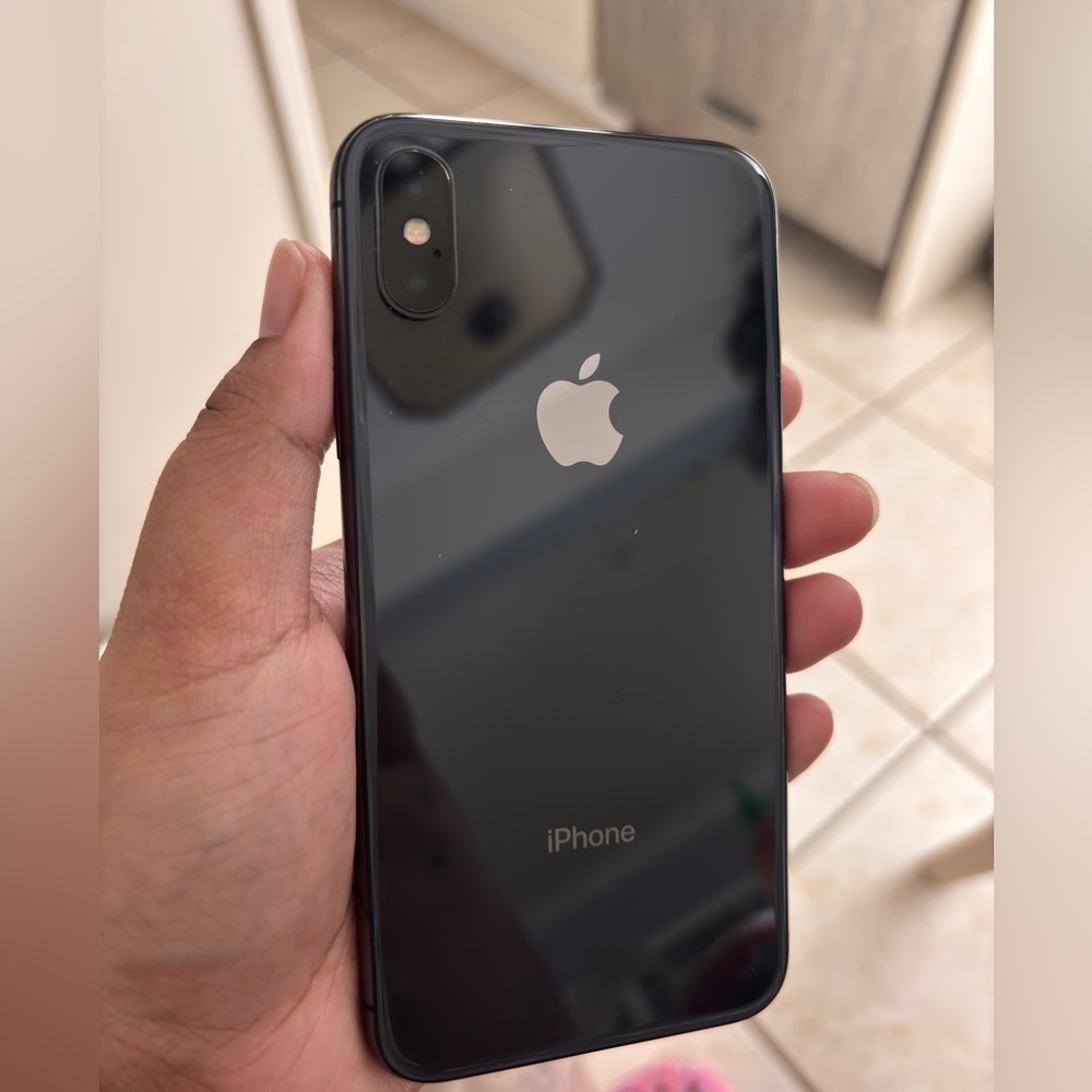 iPhone X Black